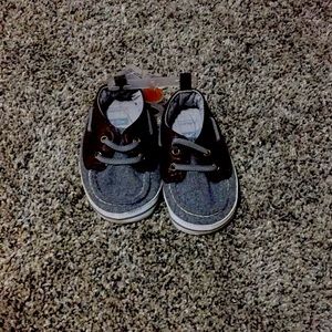 Newww 9/12 months shoes